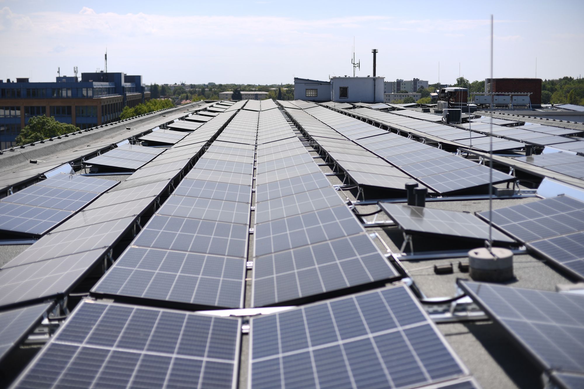 Photovoltaikanlage auf einem Gewerbeflachdach